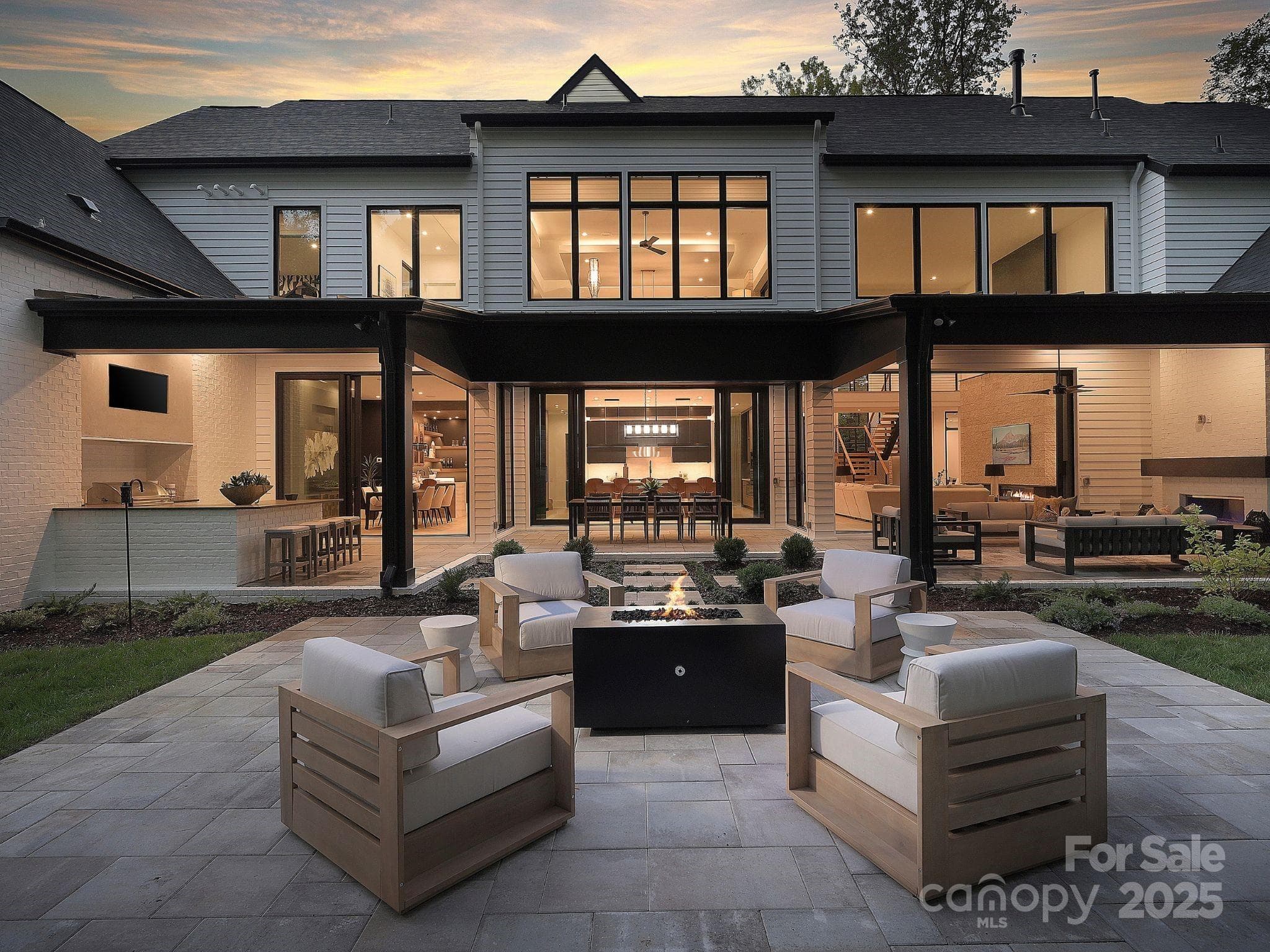 Example Photo - Elliston Outdoor Living - Davidson
