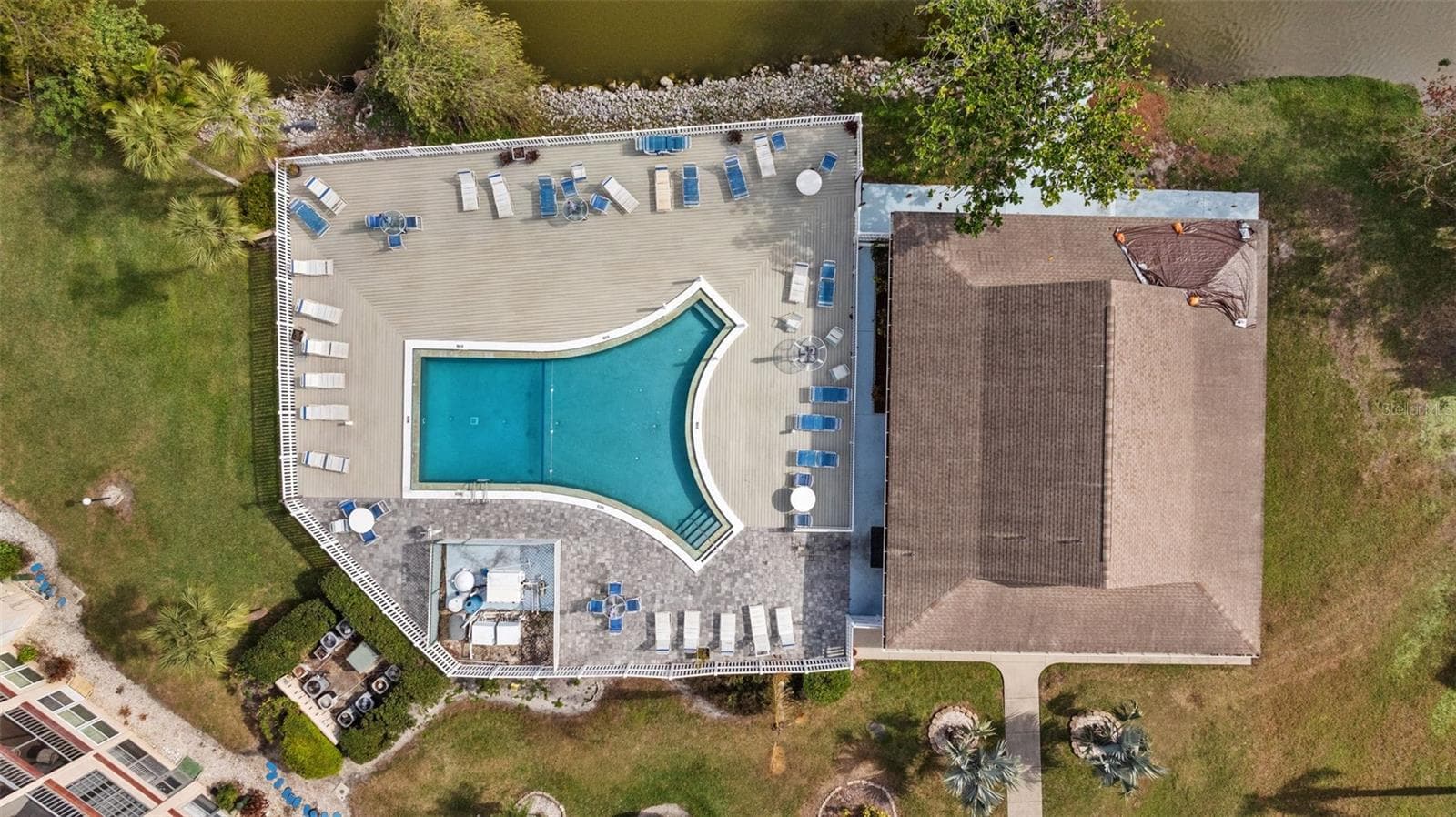 Condominium at 4126 HERON WAY #B113, BRADENTON, photo 38 of 45