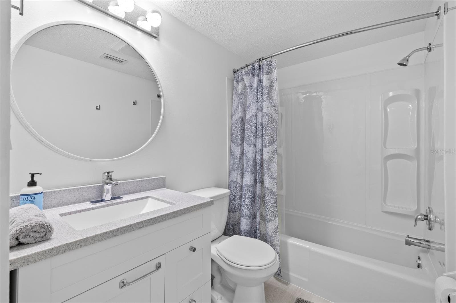 Condominium at 4126 HERON WAY #B113, BRADENTON, photo 17 of 45