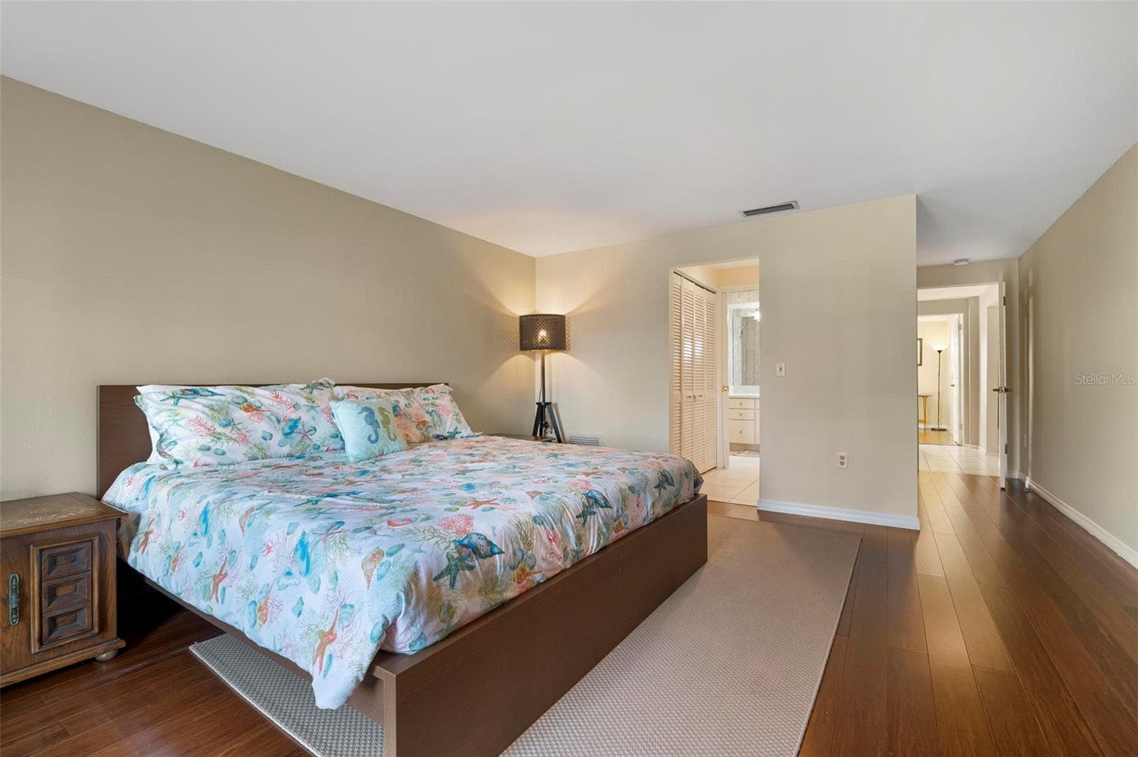Single Family Residence at 5207 BIMINI DR, BRADENTON, photo 19 of 40