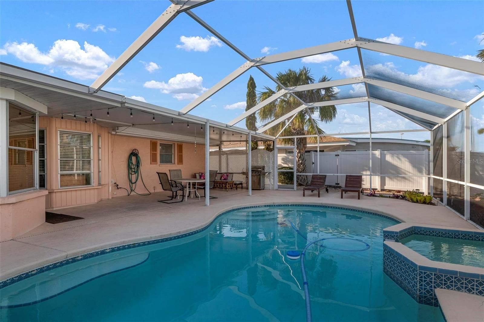 Single Family Residence at 5207 BIMINI DR, BRADENTON, photo 28 of 40