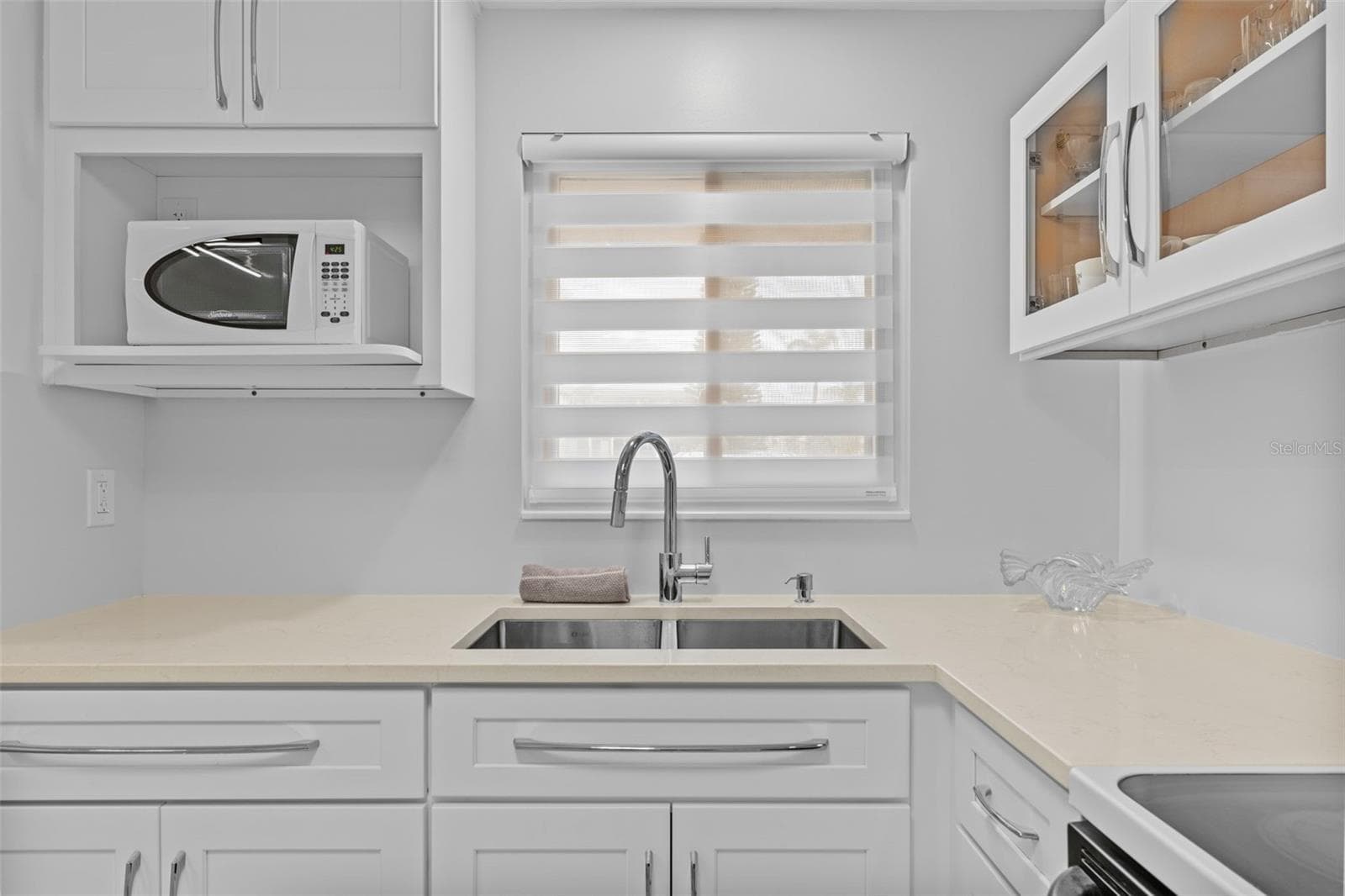Condominium at 4126 HERON WAY #B113, BRADENTON, photo 6 of 45