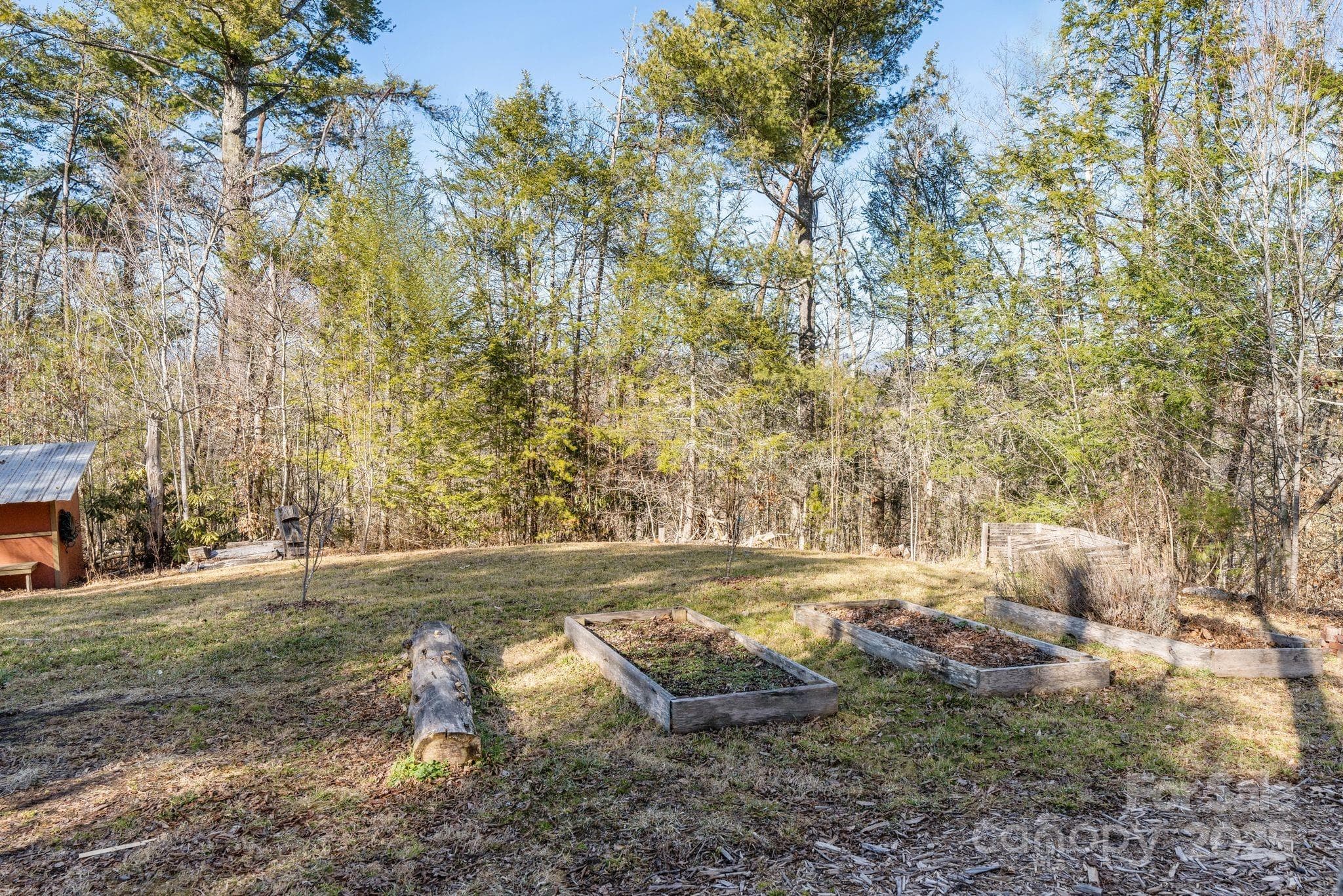 Community garden and well house - Marshall