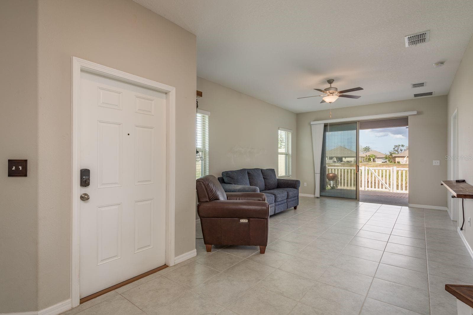 Villa at 13387 CREST LAKE DR, HUDSON, photo 5 of 32