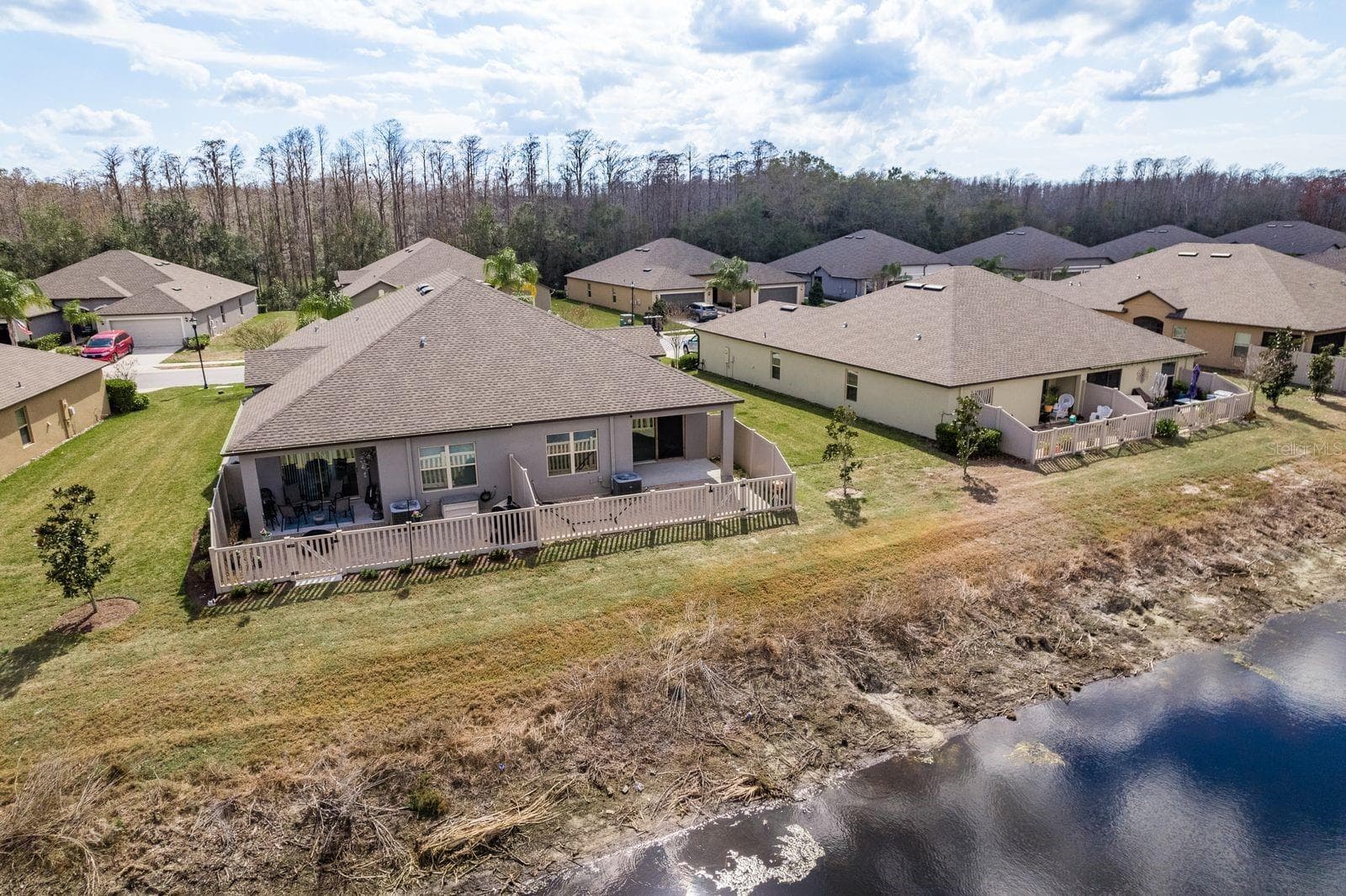 Villa at 13387 CREST LAKE DR, HUDSON, photo 30 of 32
