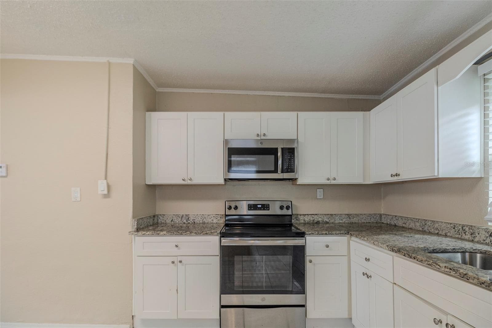 Single Family Residence at 451 ROGERS ST, ORLANDO, photo 9 of 26