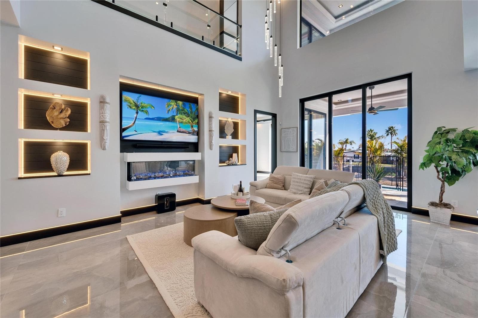 Single Family Residence at 6536 SIMONE SHORES CIR, APOLLO BEACH, photo 15 of 94