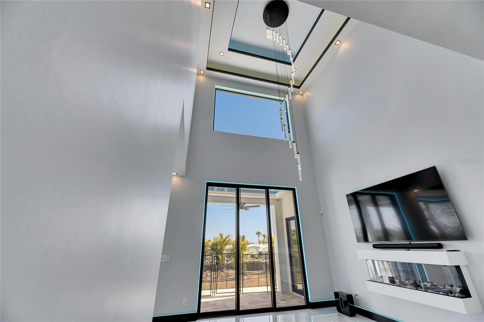 Single Family Residence at 6538 SIMONE SHORES CIR, APOLLO BEACH, photo 11 of 90