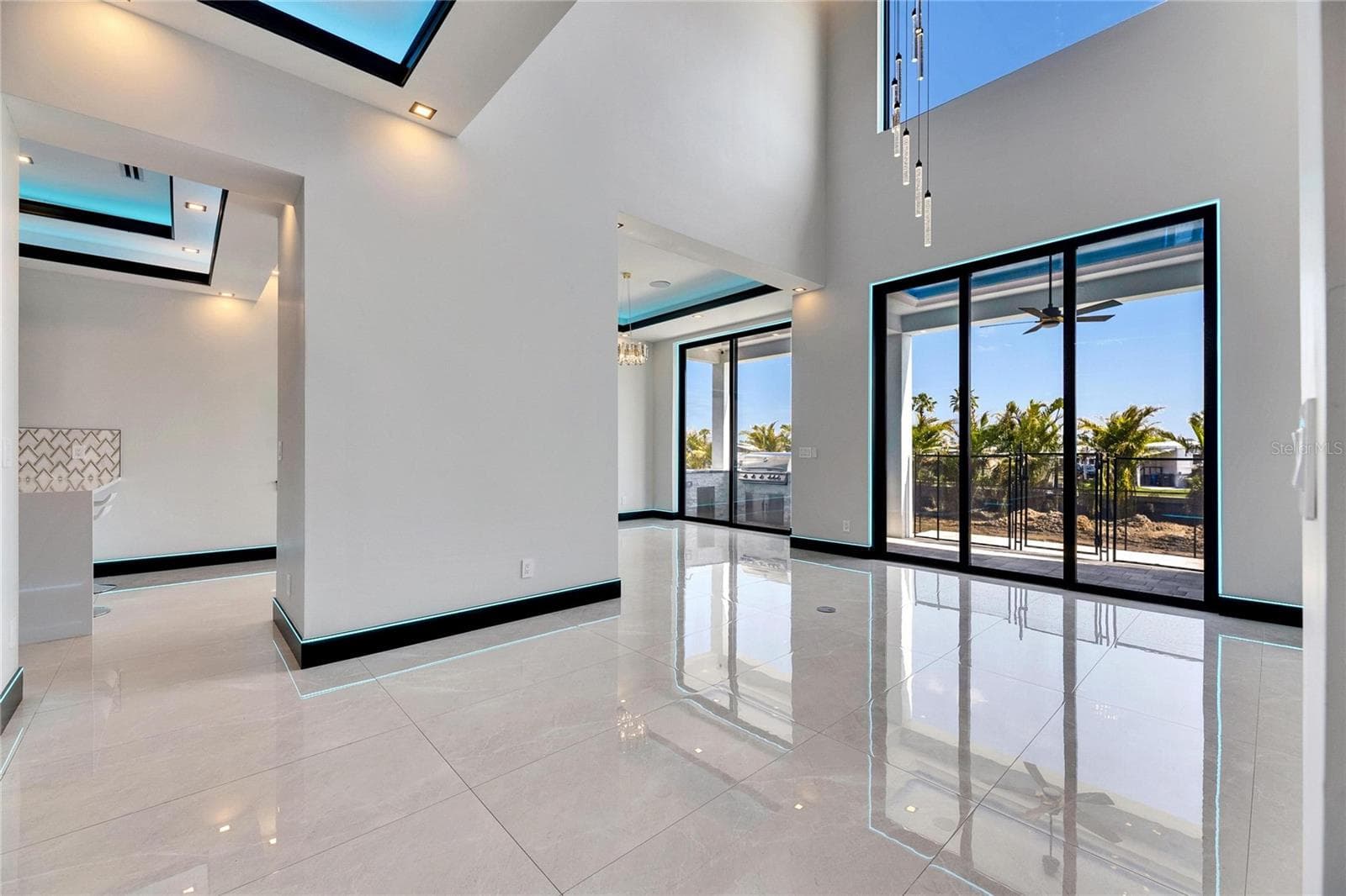 Single Family Residence at 6538 SIMONE SHORES CIR, APOLLO BEACH, photo 23 of 90