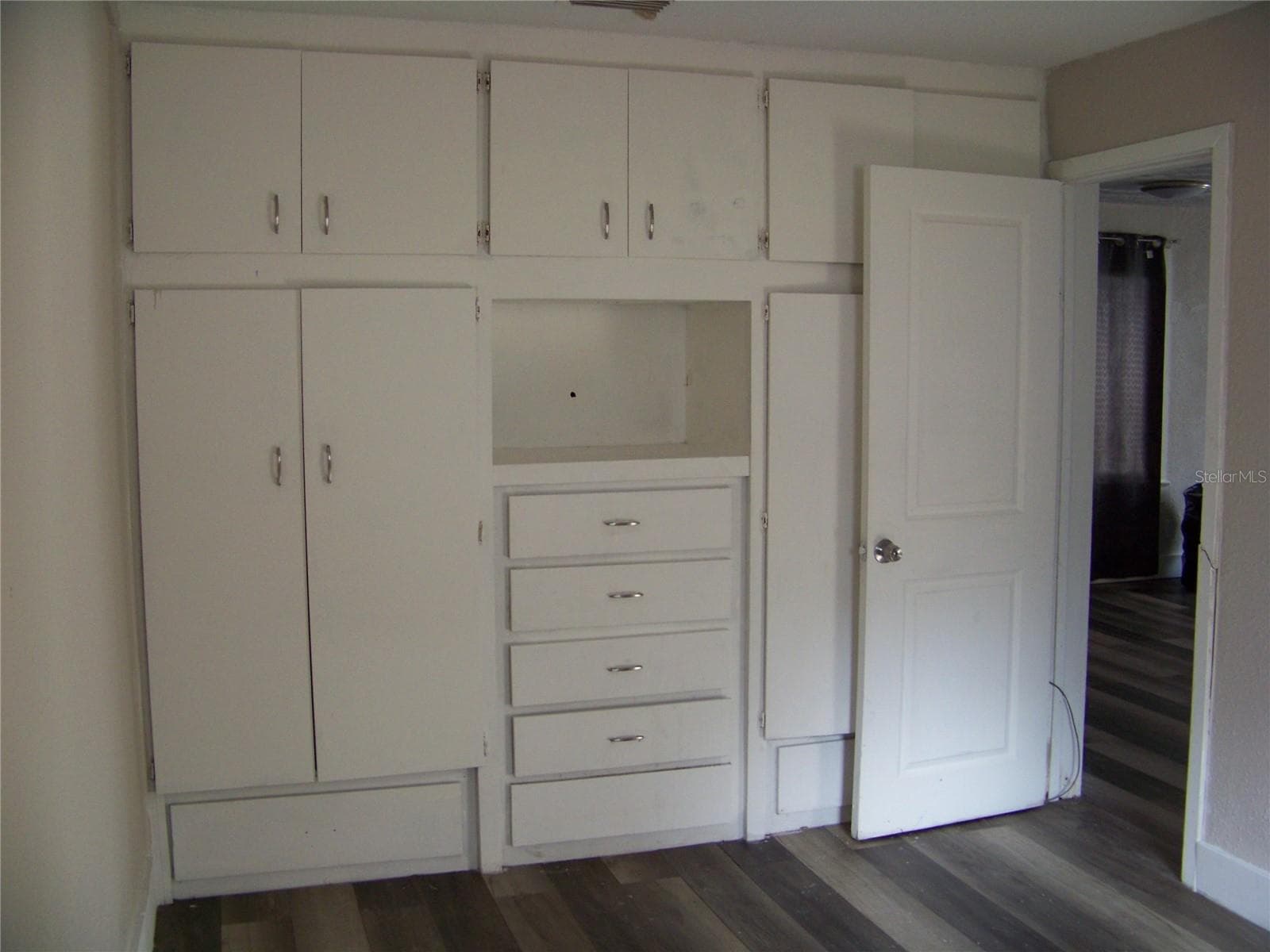 Single Family Residence at 1554 TILLEY AVE, CLEARWATER, photo 12 of 18