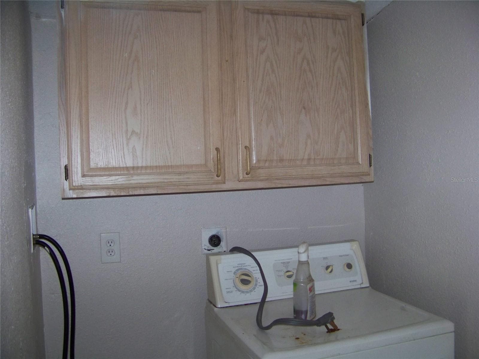 Single Family Residence at 1554 TILLEY AVE, CLEARWATER, photo 13 of 18