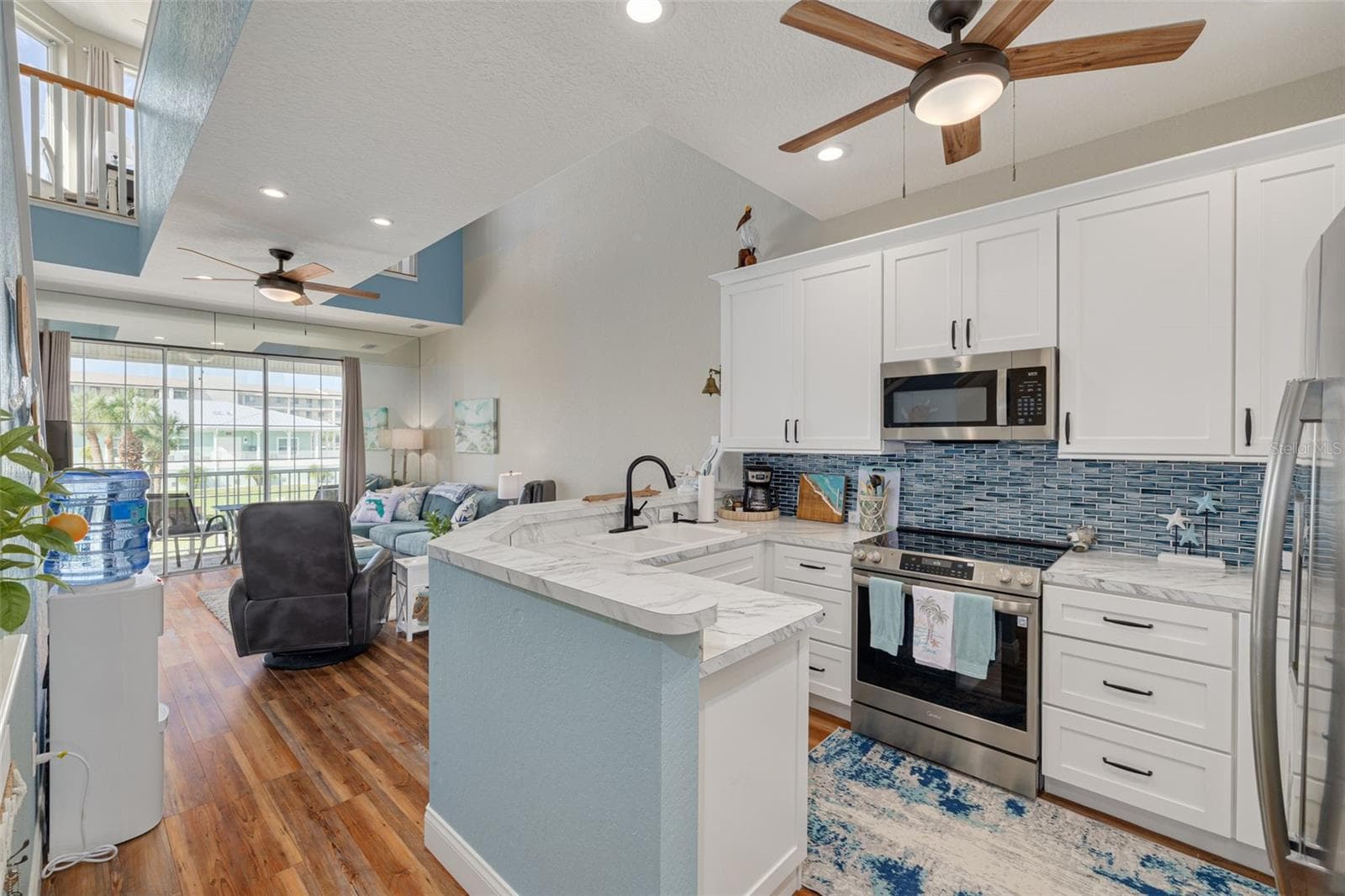 Townhouse at 8246 AQUILA ST, PORT RICHEY, photo 8 of 43