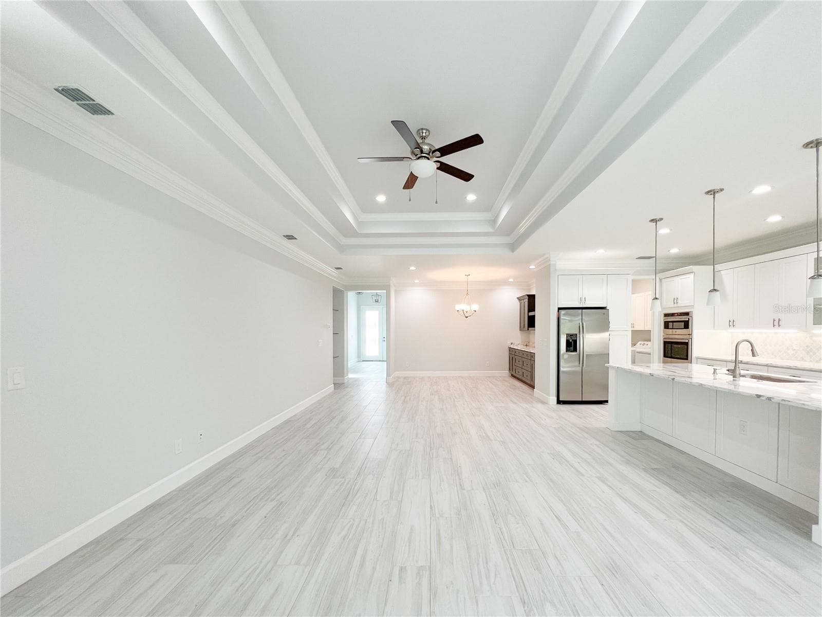 Single Family Residence at 5213 WILLOW LAKE CT, SARASOTA, photo 9 of 28