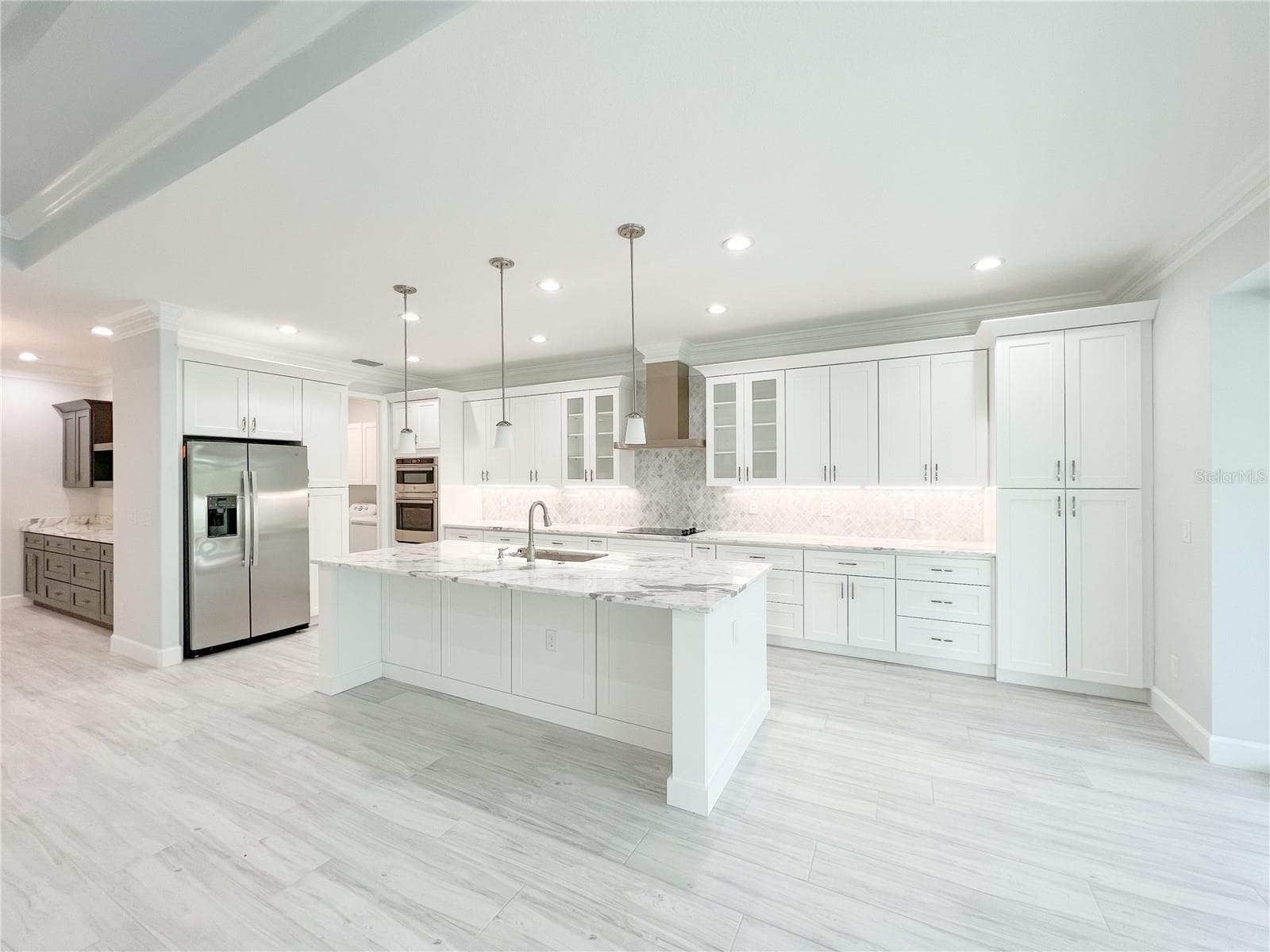 Single Family Residence at 5213 WILLOW LAKE CT, SARASOTA, photo 10 of 28