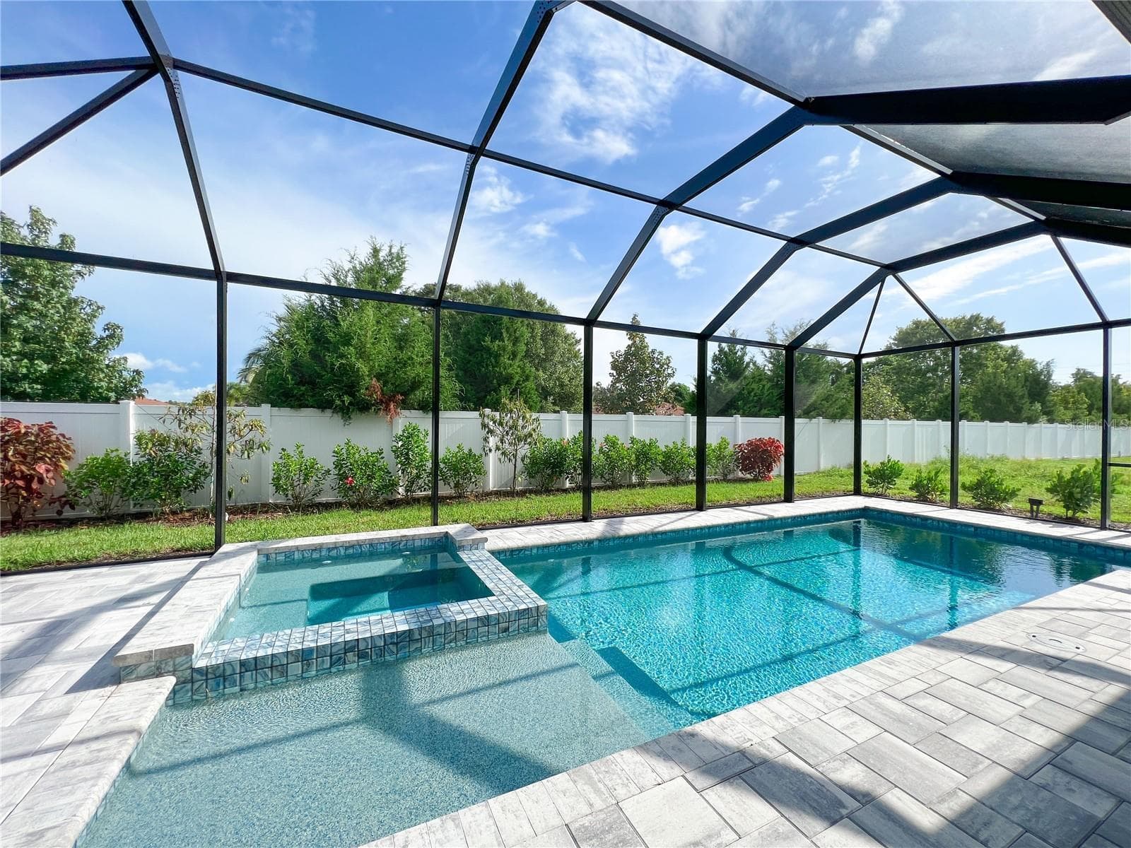 Single Family Residence at 5213 WILLOW LAKE CT, SARASOTA, photo 26 of 28