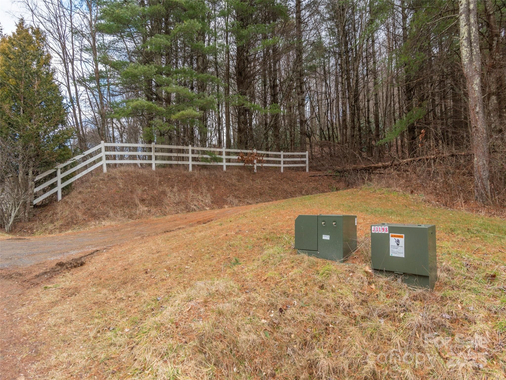 Acreage at Clyde, photo 8 of 12