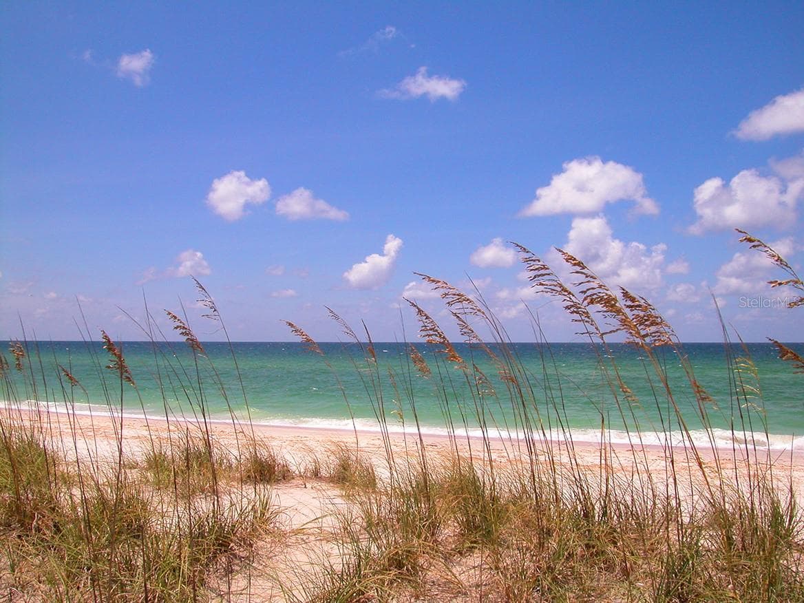 Condominium at 430 KUMQUAT CT #406, SARASOTA, photo 8 of 20