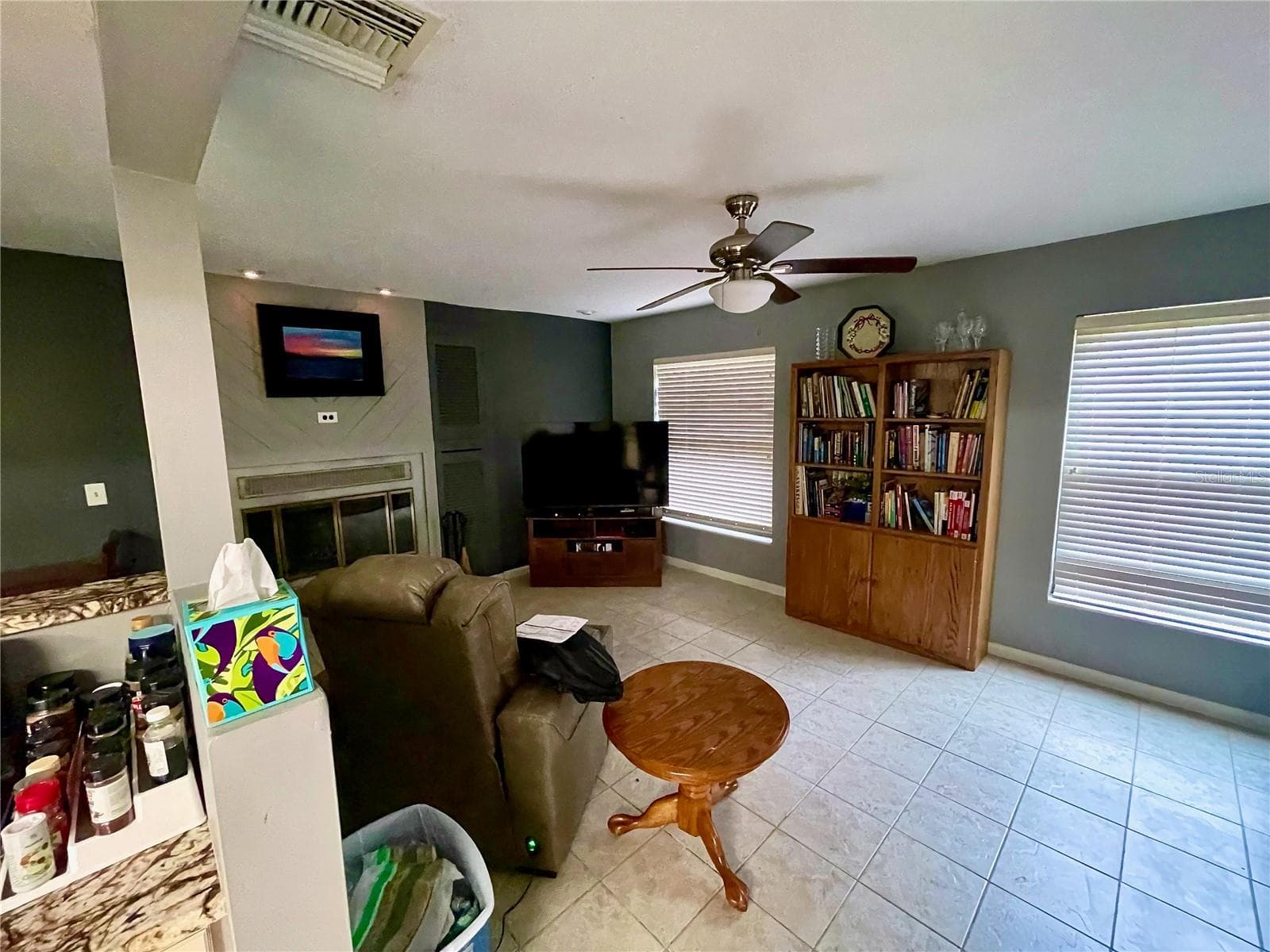 Single Family Residence at 490 S MINSTREL AVE, INVERNESS, photo 10 of 30