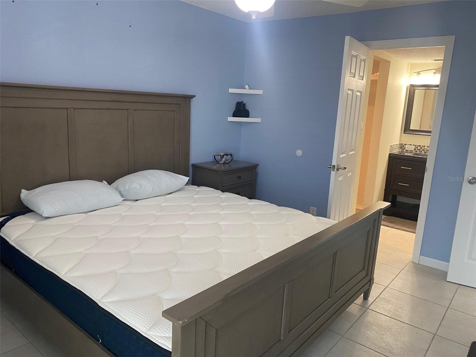 Condominium at 2763 WOODGATE LN #208, SARASOTA, photo 14 of 25