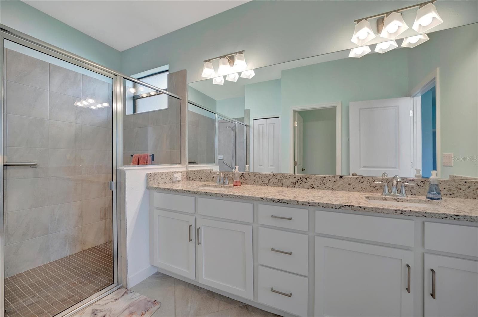 Single Family Residence at 5317 CORAL REEF WAY, BRADENTON, photo 33 of 67