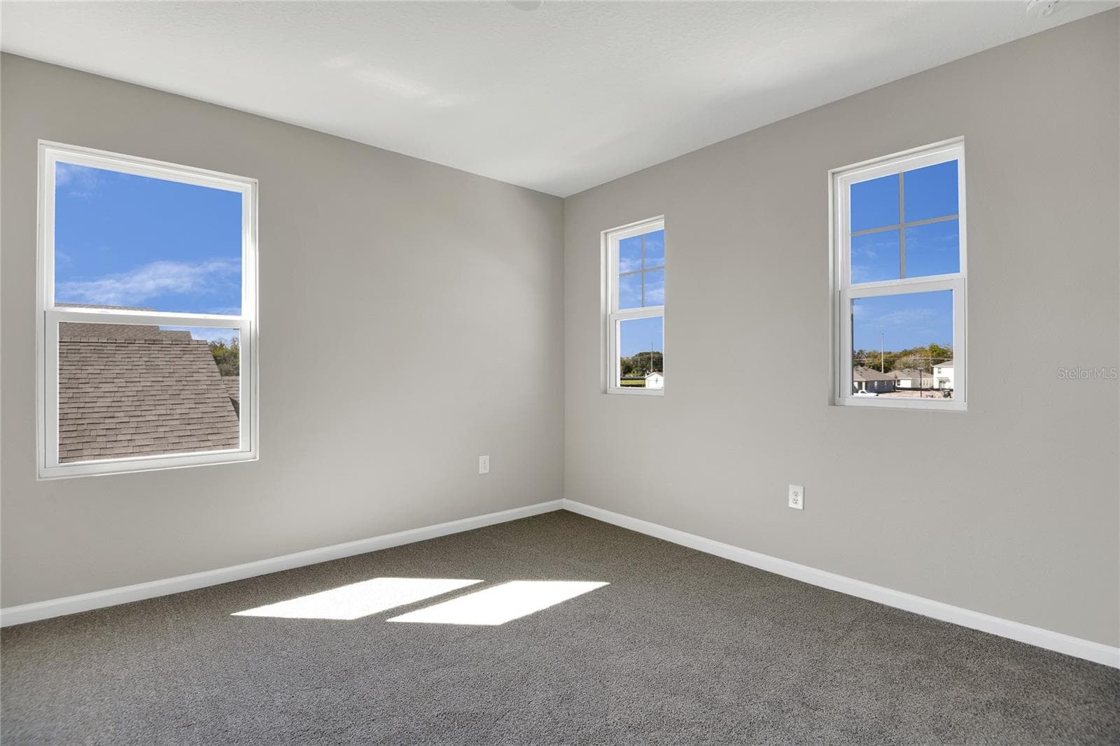 Single Family Residence at 199 BULL FROG LN, UMATILLA, photo 11 of 22