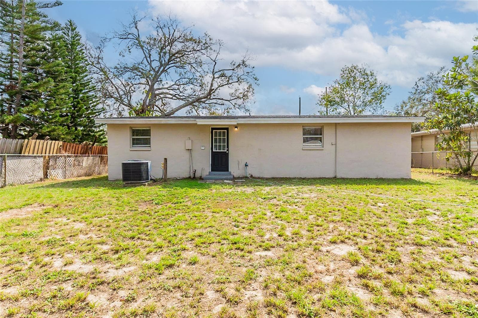 Single Family Residence at 7216 E EMMA ST, TAMPA, photo 19 of 21