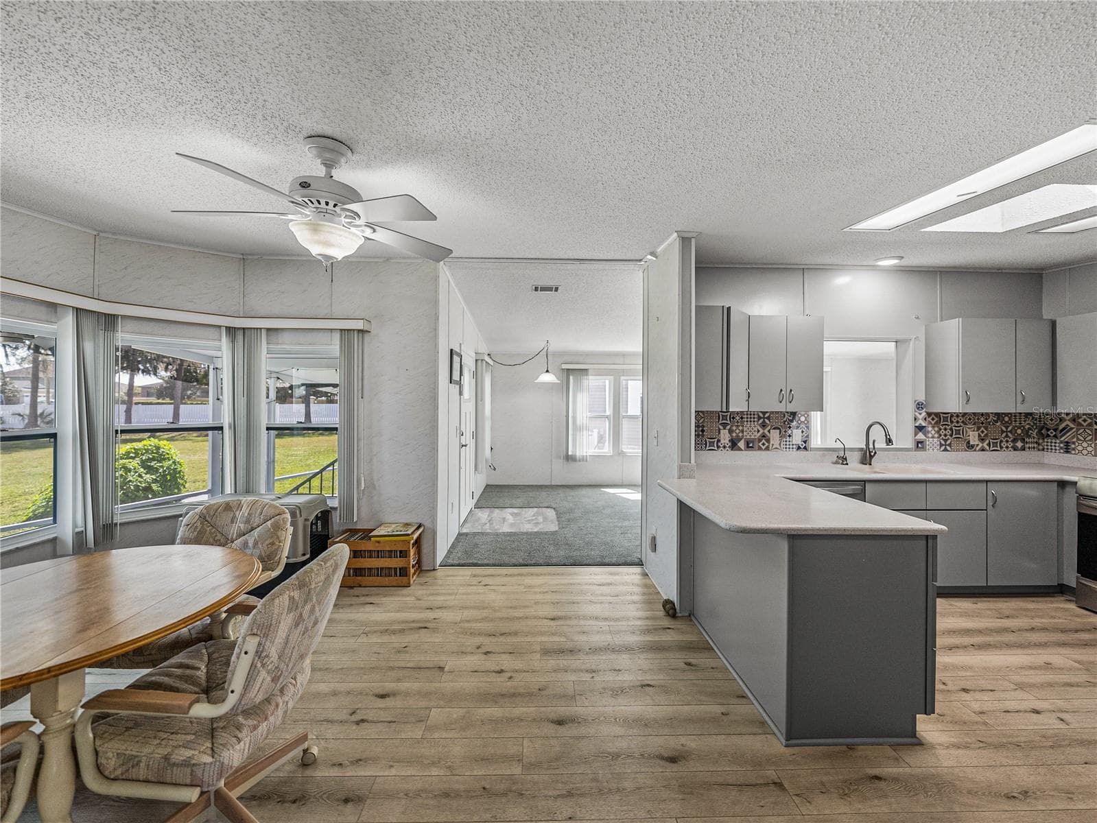 Manufactured Home at 8925 SOUTHSHORE CT, POLK CITY, photo 17 of 88