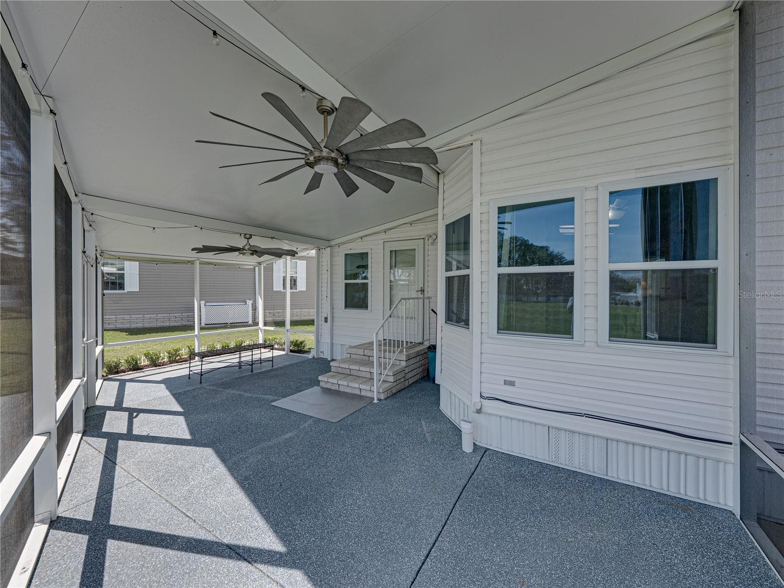 Manufactured Home at 8925 SOUTHSHORE CT, POLK CITY, photo 40 of 88