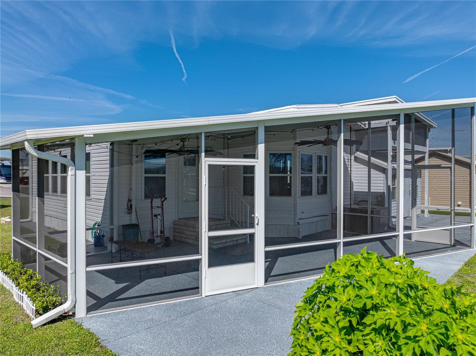 Manufactured Home at 8925 SOUTHSHORE CT, POLK CITY, photo 44 of 88