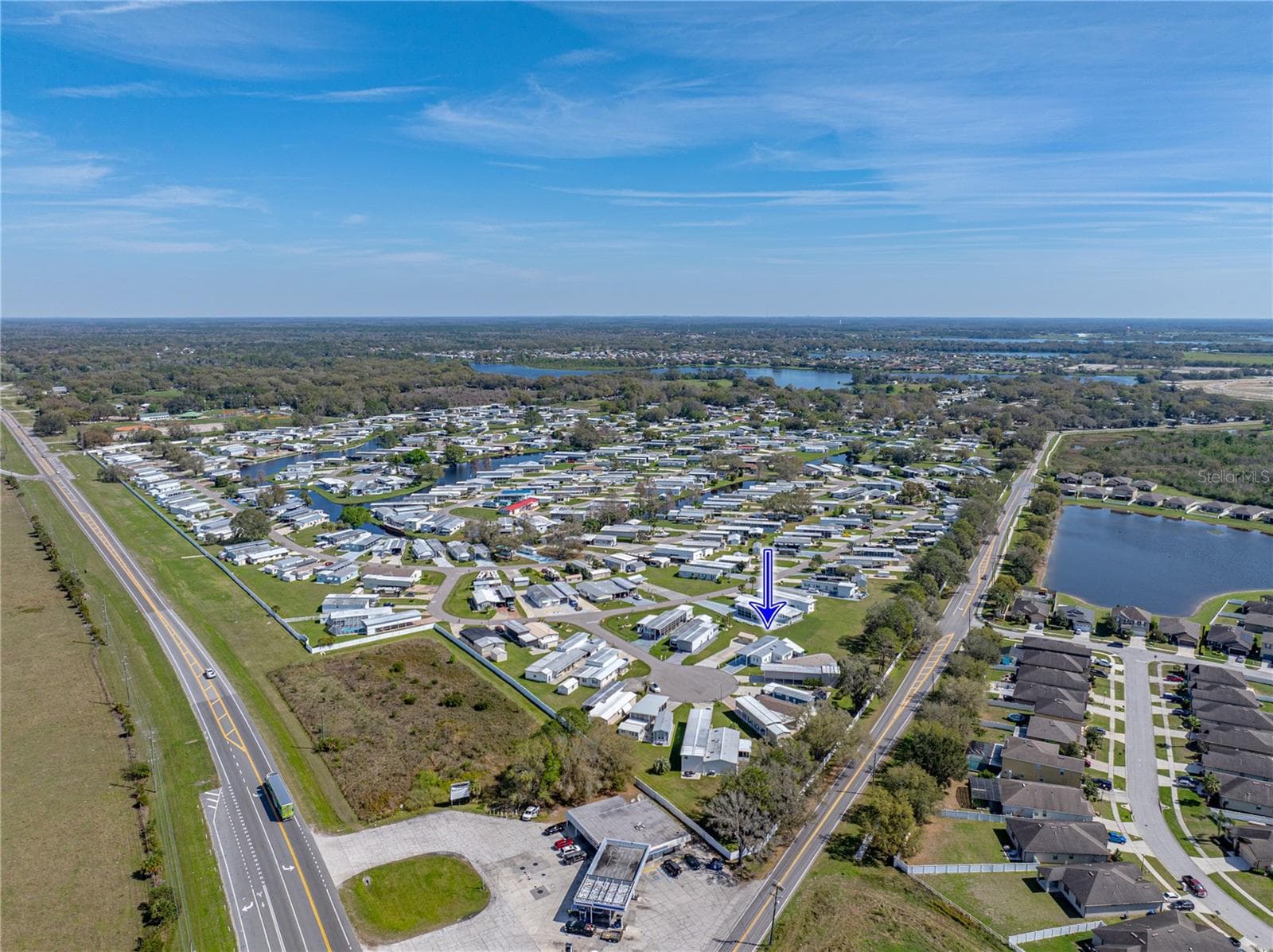 Manufactured Home at 8925 SOUTHSHORE CT, POLK CITY, photo 55 of 88