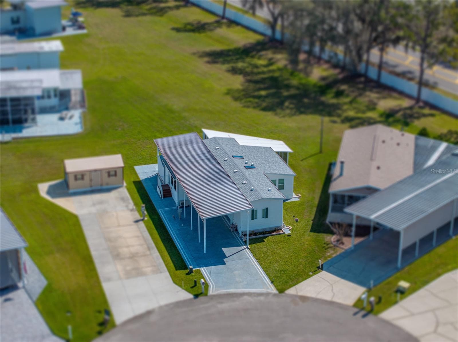 Manufactured Home at 8925 SOUTHSHORE CT, POLK CITY, photo 65 of 88