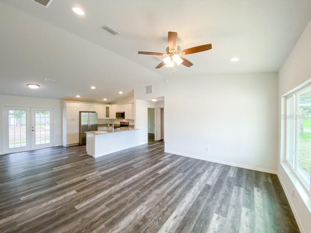 Single Family Residence at 30 JUNIPER PASS LN, OCALA, photo 2 of 8