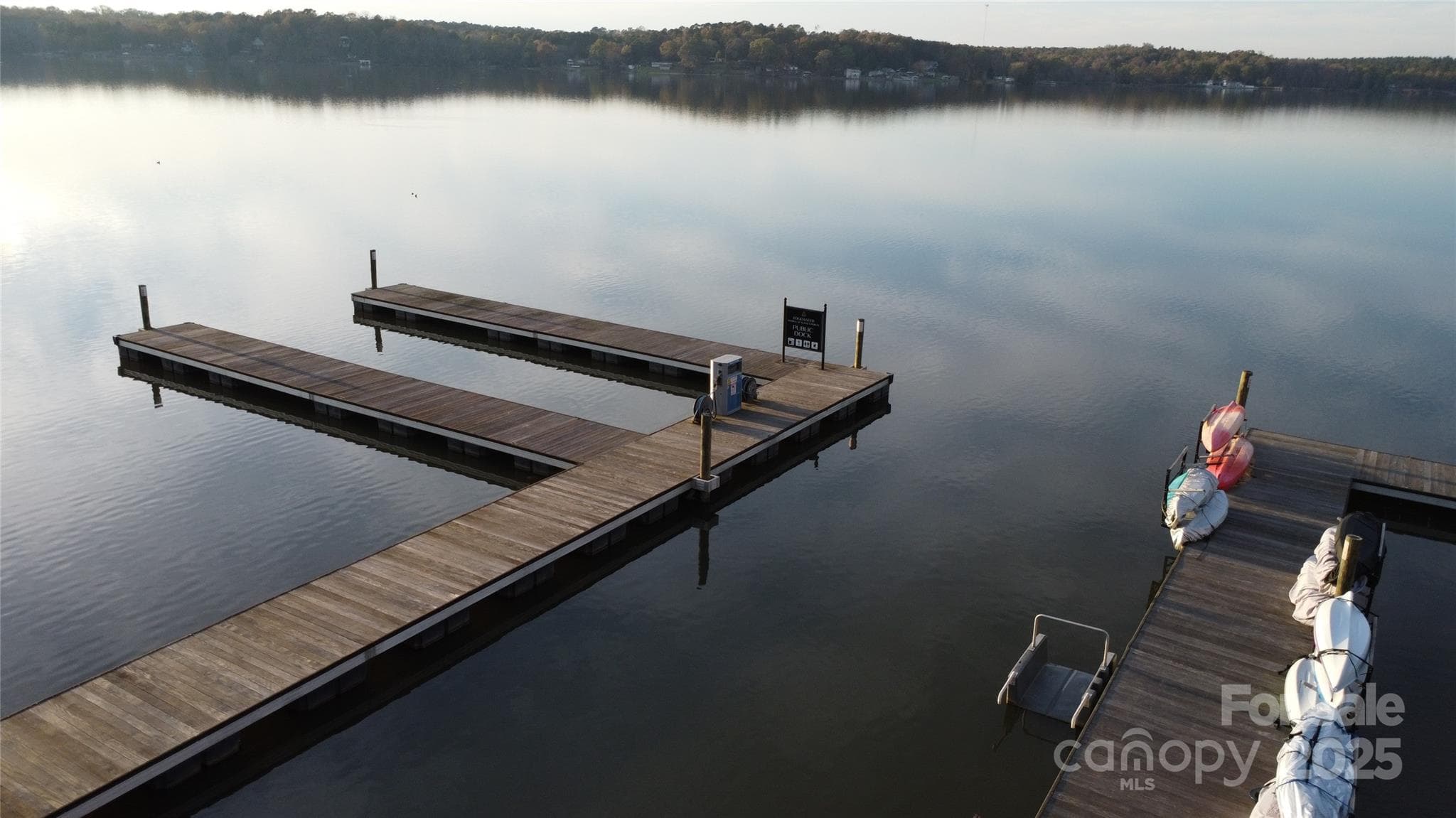 Sunset Pointe Marina - 10153 Lakeshore Drive, Lancaster