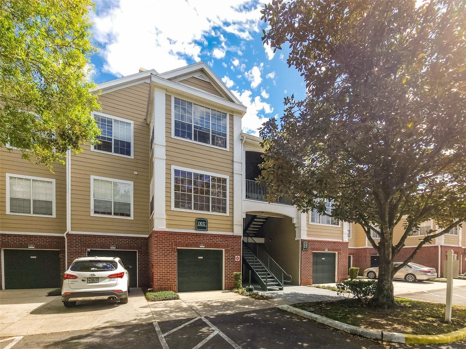 13037 MULBERRY PARK DR #529