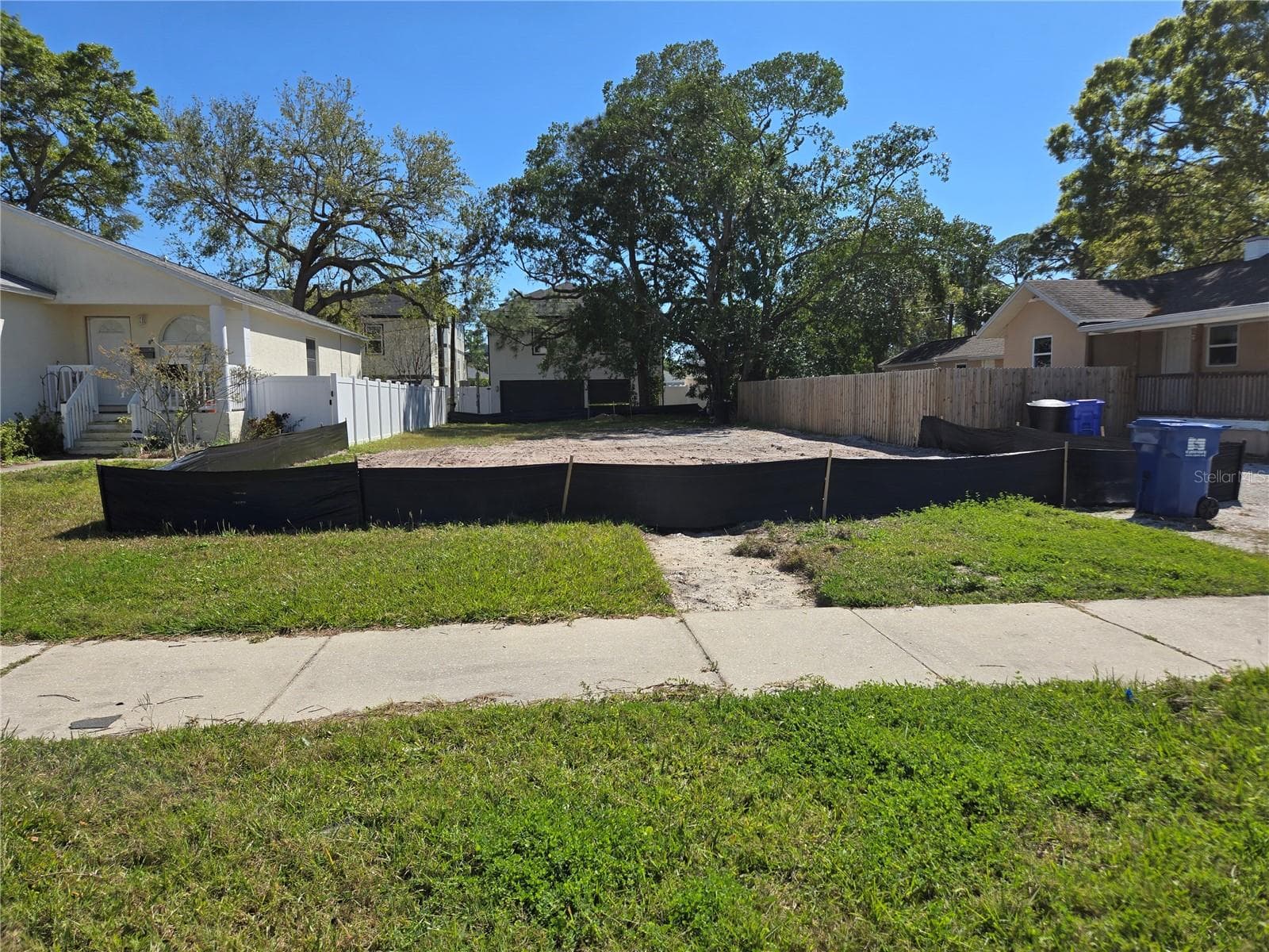 134 49TH AVE N