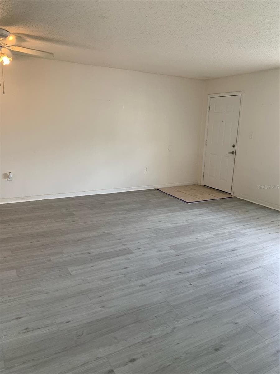 Condominium at 12403 HIBISCUS OAK PL #202, TAMPA, photo 7 of 40