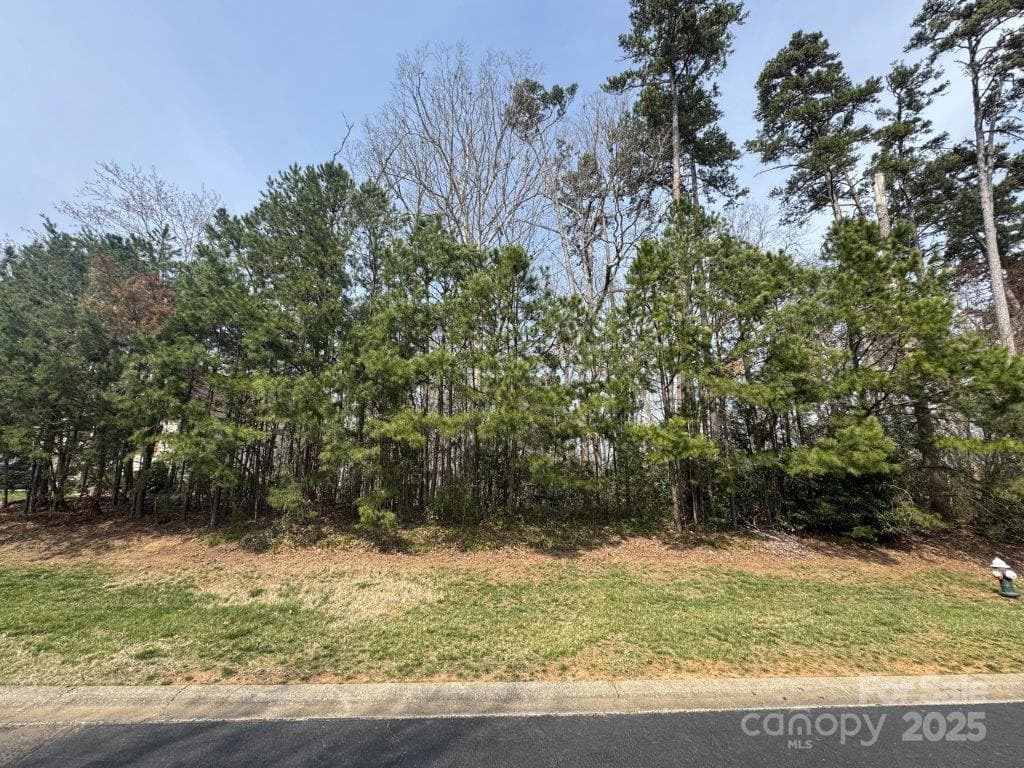 Front View of Lot - 441 Glenbrook Springs None, New London