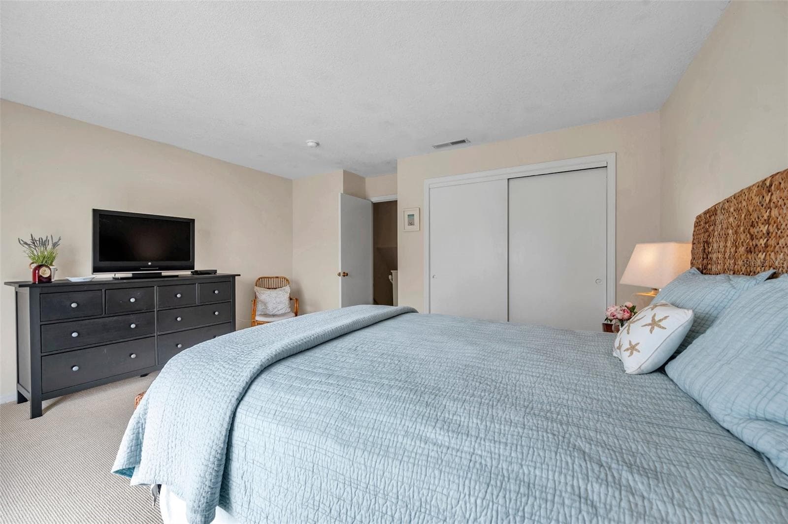 Townhouse at 4766 SNOOK DR SE, ST PETERSBURG, photo 14 of 54