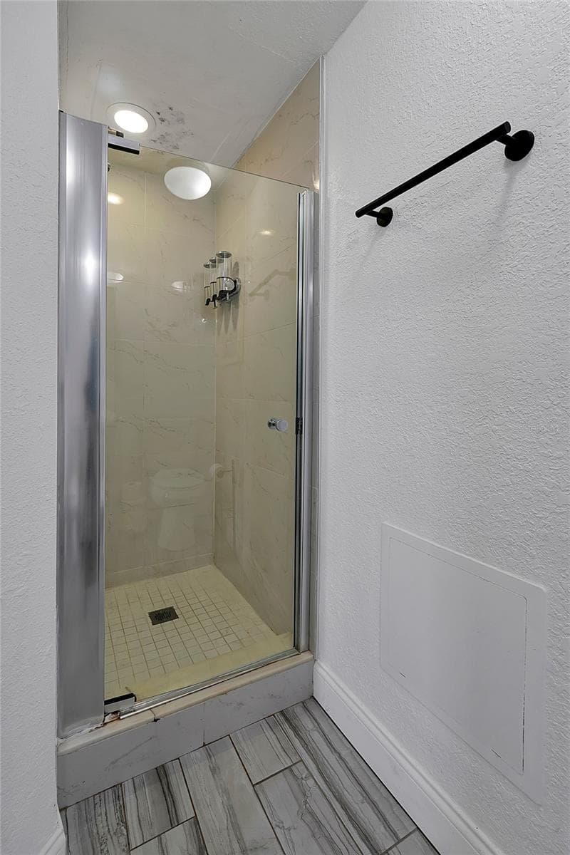 Condo - Hotel at 6165 CARRIER DR #3701, ORLANDO, photo 16 of 39