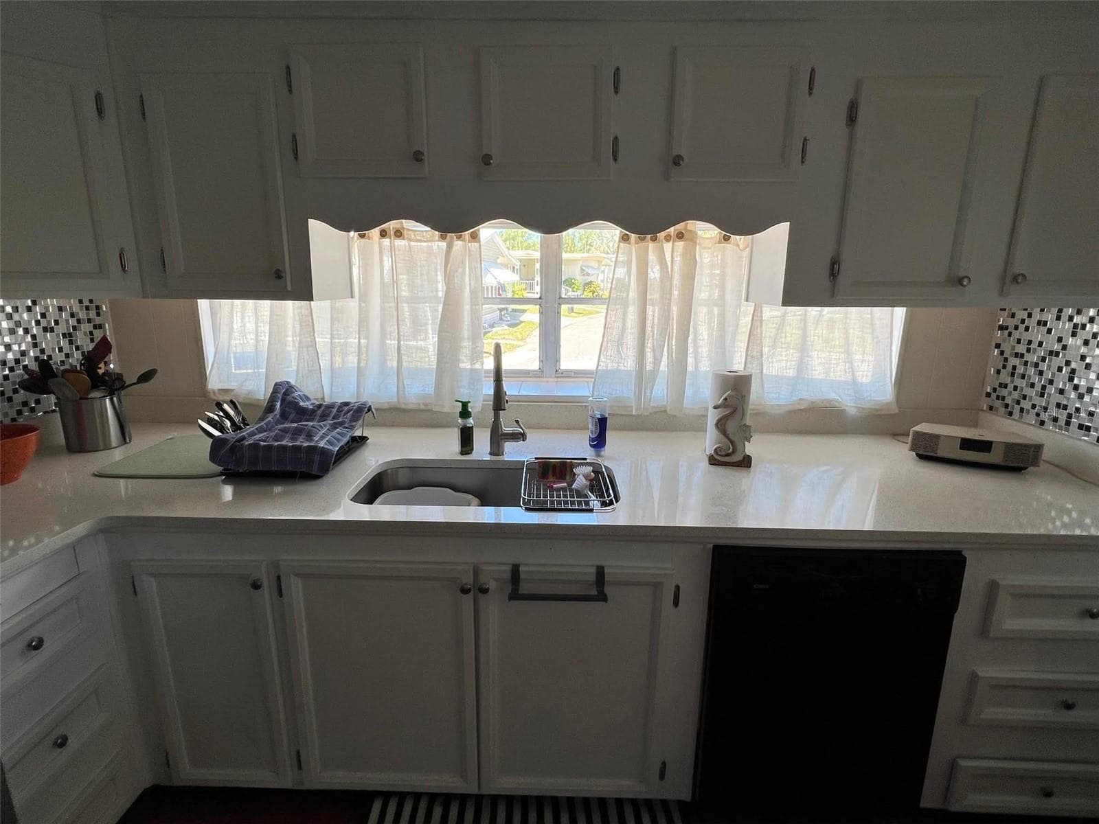 Mobile Home at 29250 US HIGHWAY 19 N #294, CLEARWATER, photo 12 of 31