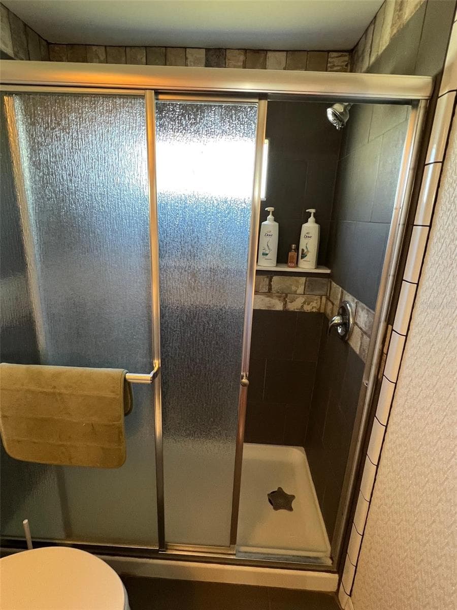 Mobile Home at 29250 US HIGHWAY 19 N #294, CLEARWATER, photo 24 of 31