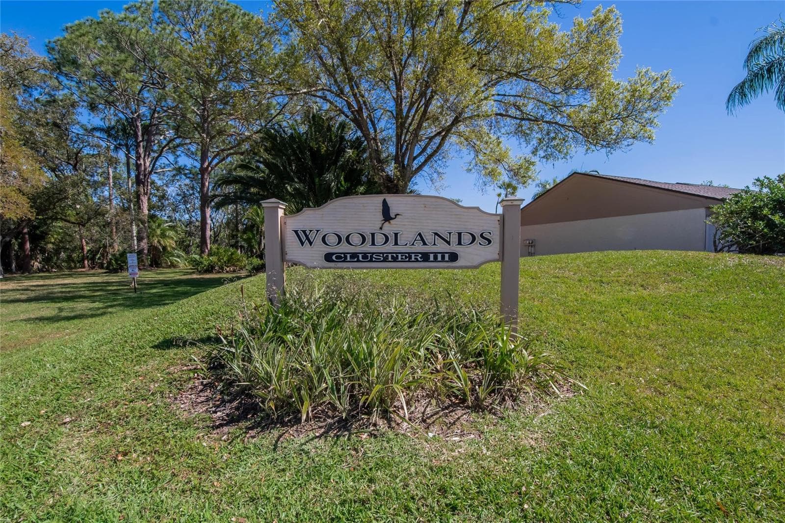 Woodlands Cluster III neighborhood - 370 S WOODLANDS DR, OLDSMAR