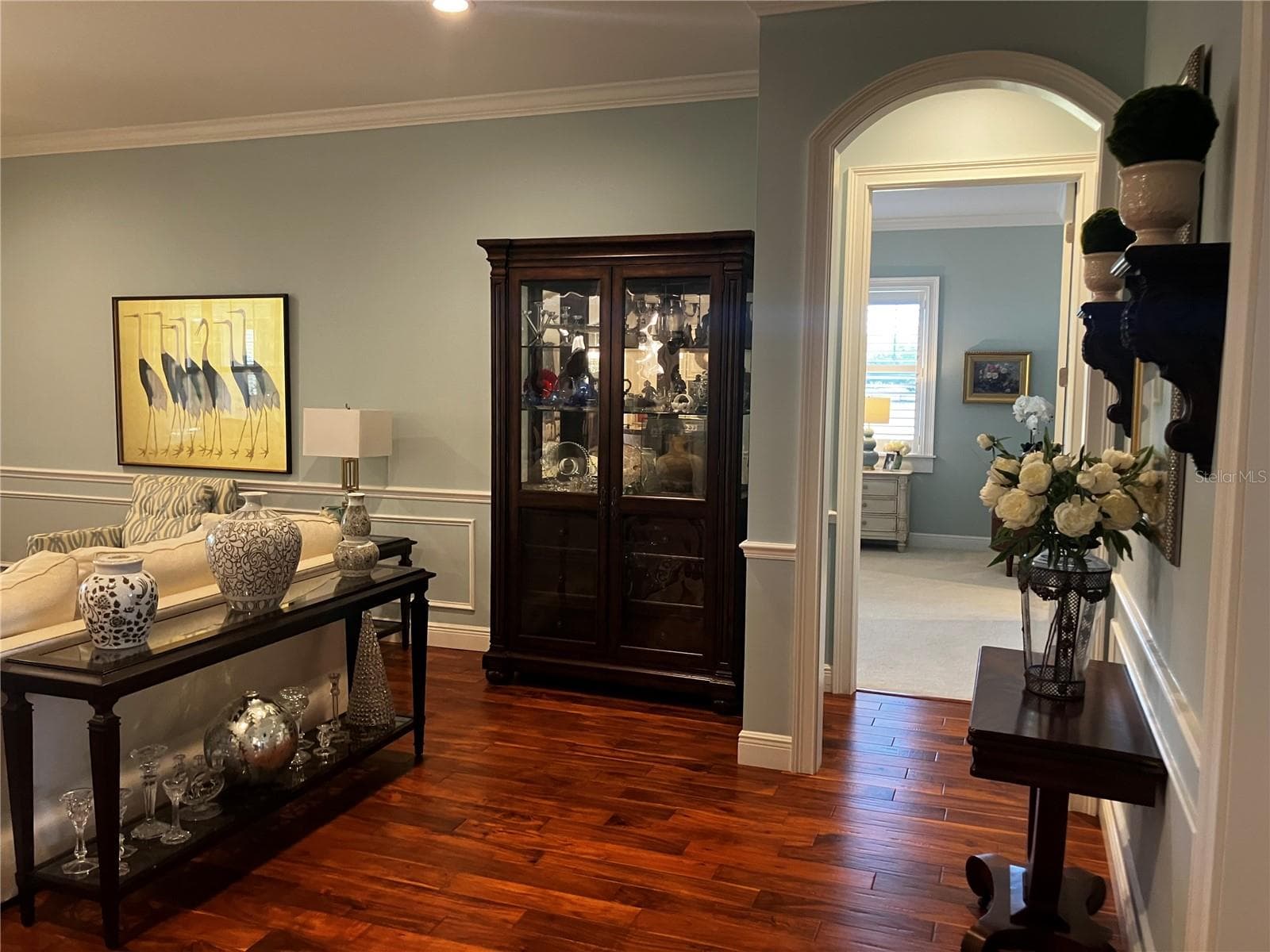 Entry into primary bedroom - 3709 GALLAGHER RD, PLANT CITY