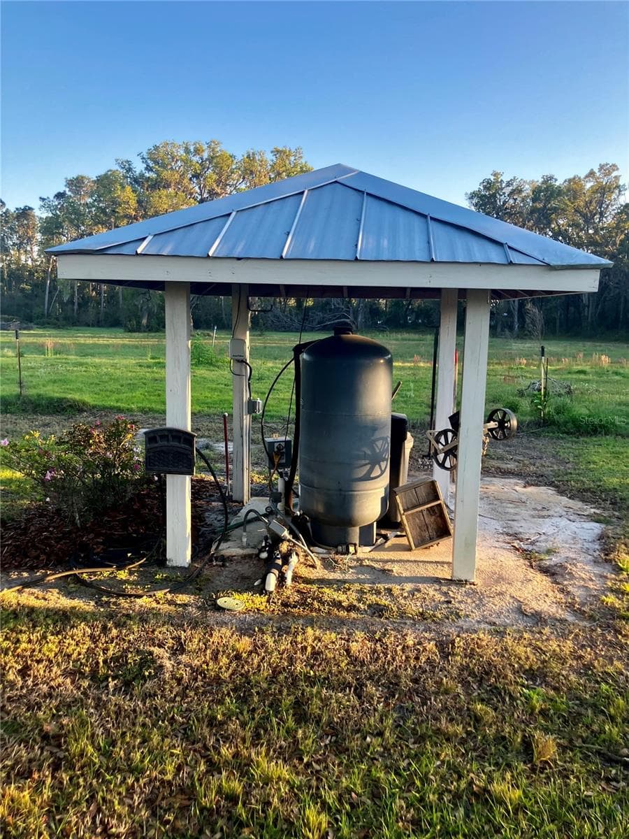 Well - 3709 GALLAGHER RD, PLANT CITY