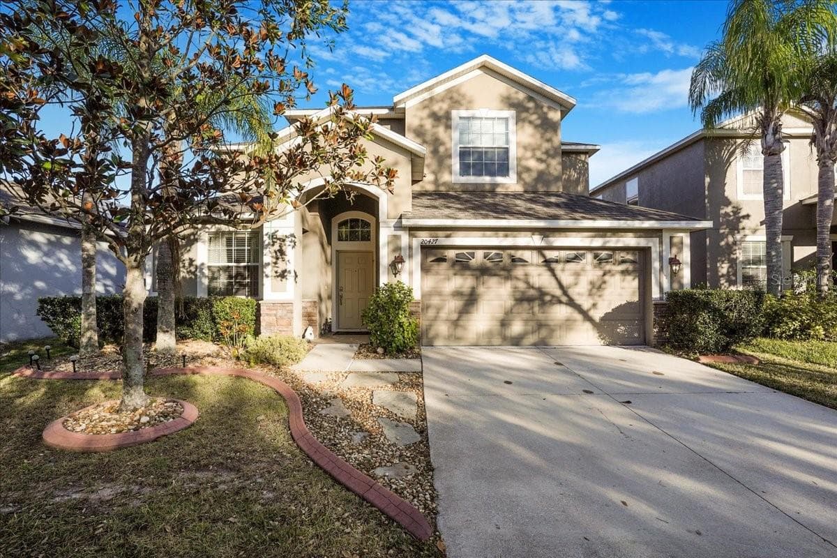 Single Family Residence at 20427 CAROLINA CHERRY CT, TAMPA, photo 2 of 59