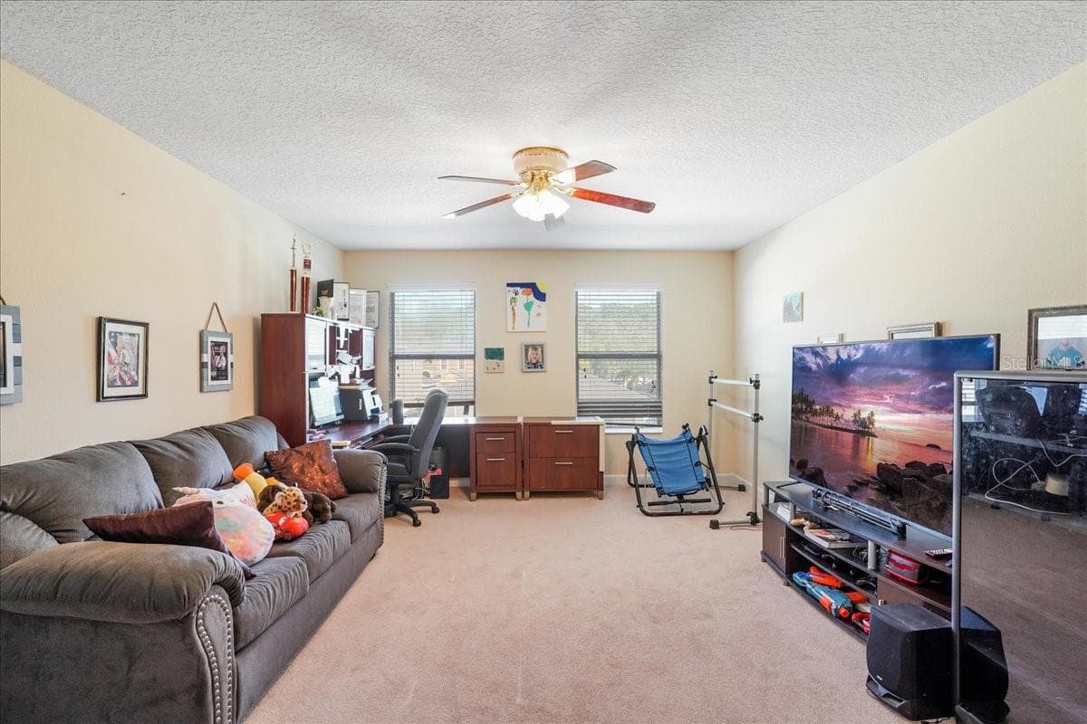 Single Family Residence at 20427 CAROLINA CHERRY CT, TAMPA, photo 10 of 59