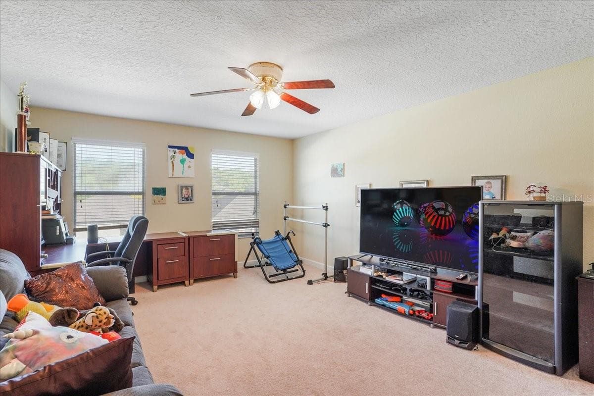 Single Family Residence at 20427 CAROLINA CHERRY CT, TAMPA, photo 11 of 59