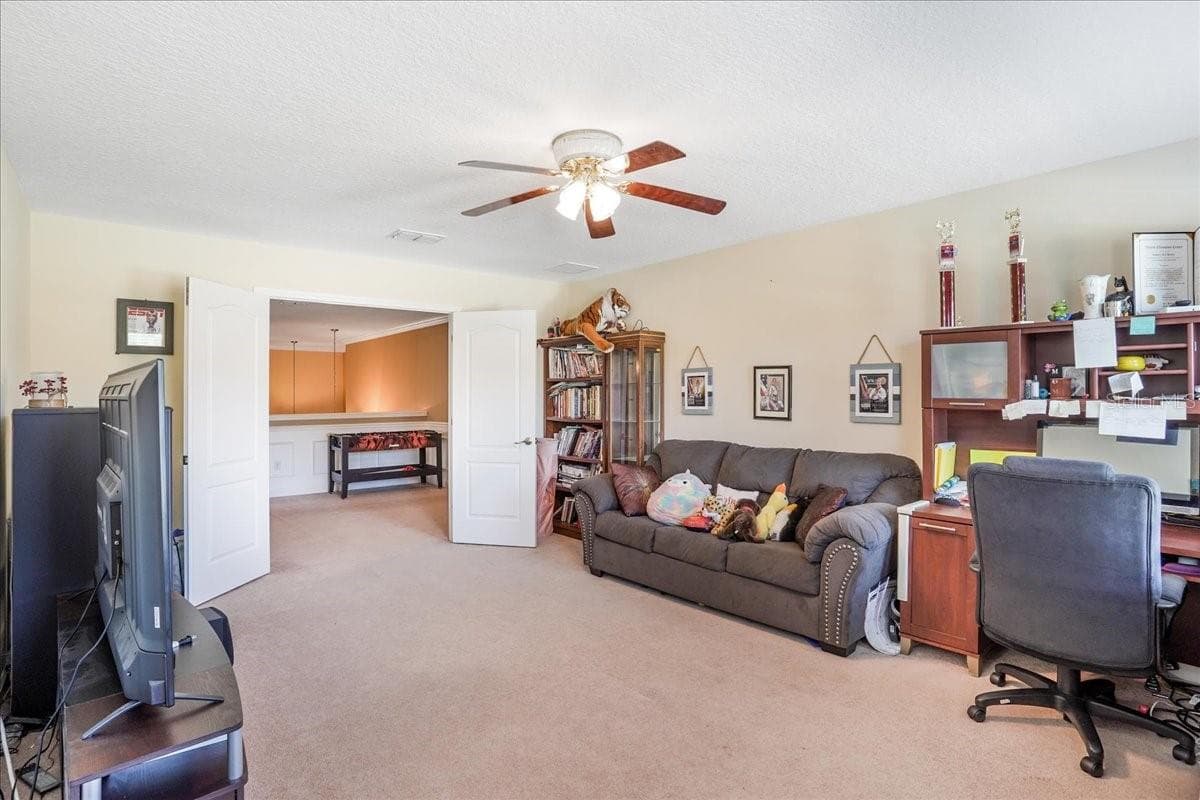 Single Family Residence at 20427 CAROLINA CHERRY CT, TAMPA, photo 12 of 59