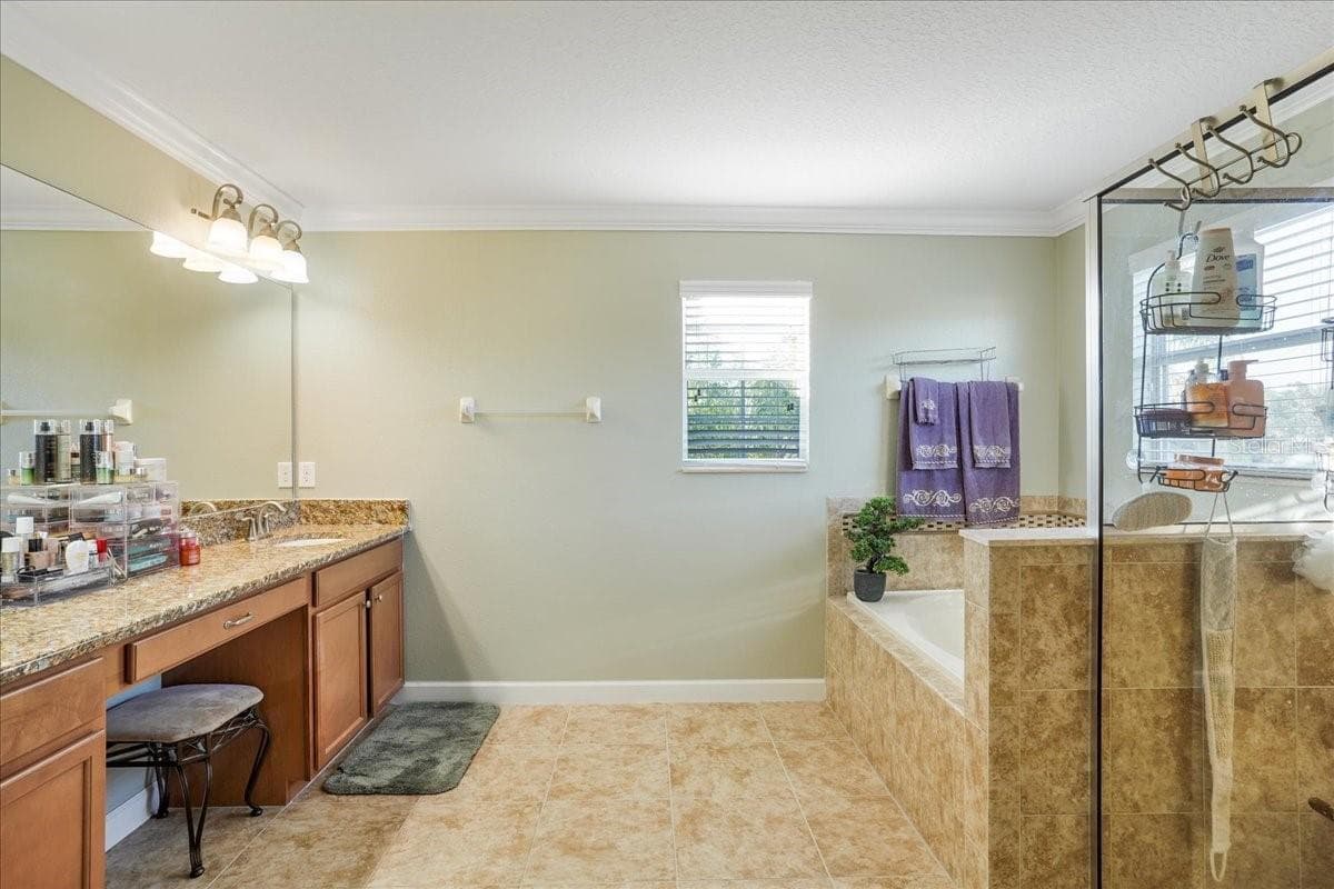 Single Family Residence at 20427 CAROLINA CHERRY CT, TAMPA, photo 20 of 59