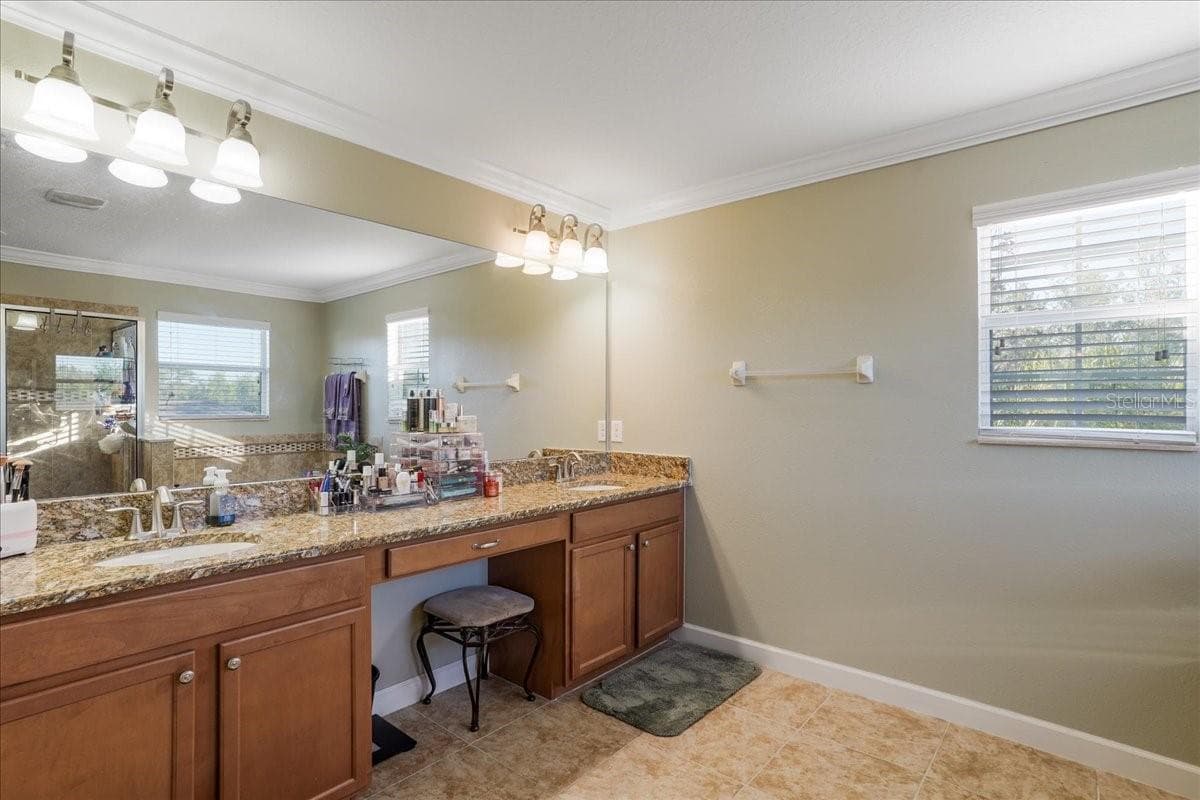 Single Family Residence at 20427 CAROLINA CHERRY CT, TAMPA, photo 21 of 59
